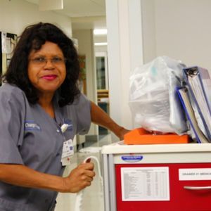 Meet your Posher, Suzanne